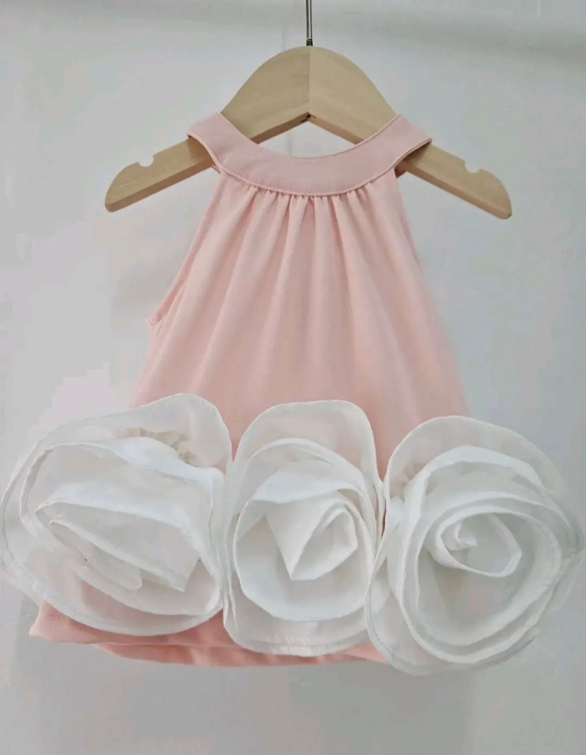Vestito con rose