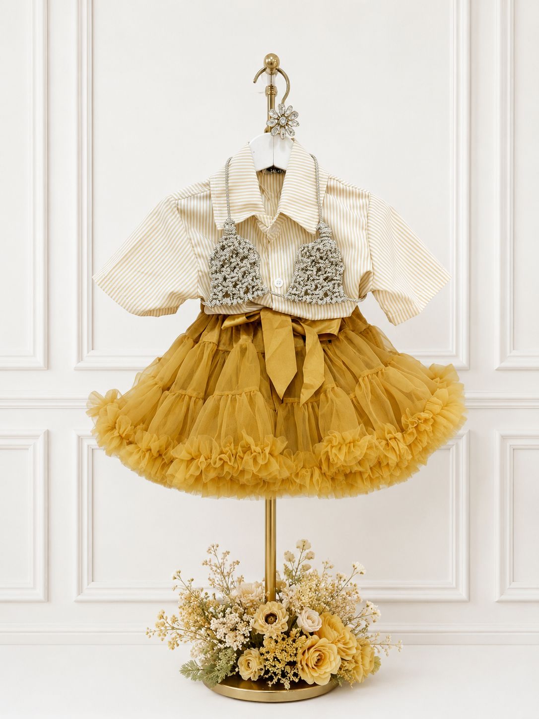 GONNA TULLE