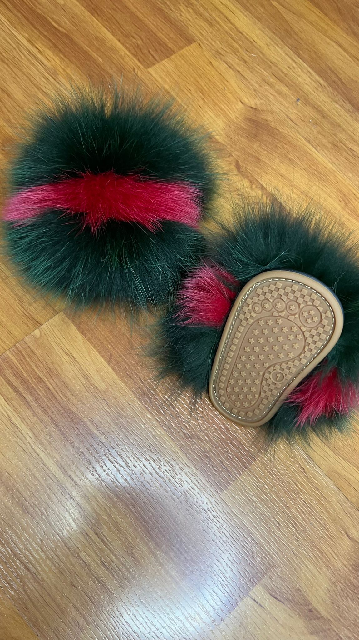 scarpe in volpe modello gucci