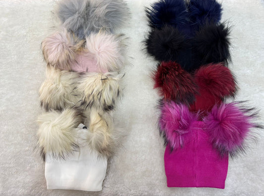 Cappello 2 pon pon
