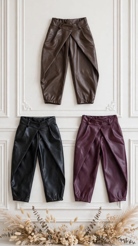 pantalone kata ecopelle